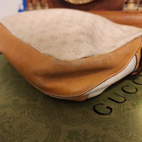 Gucci Cream GG Monogram Bag - Picture 5 of 15